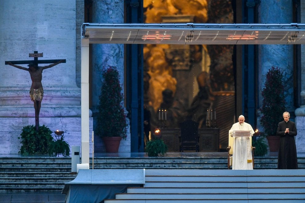 L’omelia di Papa Francesco nella preghiera per l’epidemia